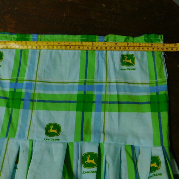 Homemade John Deer mini skirt with pleated flounce - Picture 5 of 7